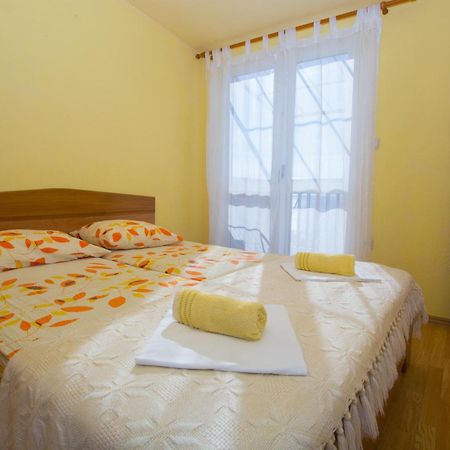 Apartments With A Parking Space Baska Voda, Makarska - 6761 الغرفة الصورة
