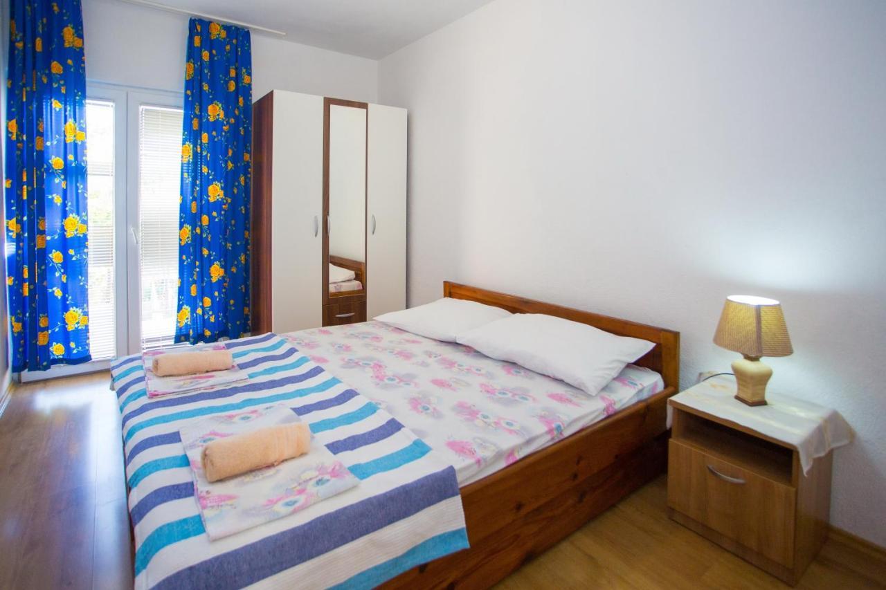 Apartments With A Parking Space Baska Voda, Makarska - 6761 المظهر الخارجي الصورة