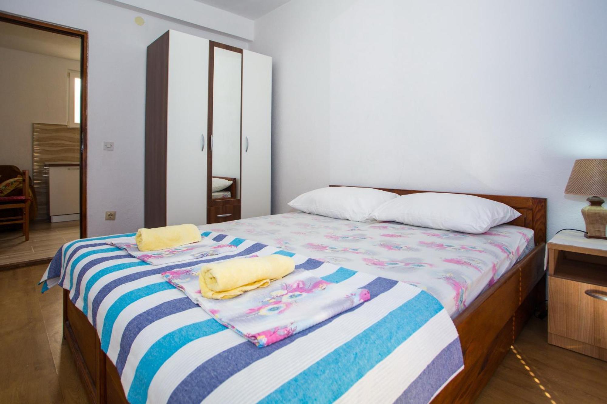 Apartments With A Parking Space Baska Voda, Makarska - 6761 الغرفة الصورة